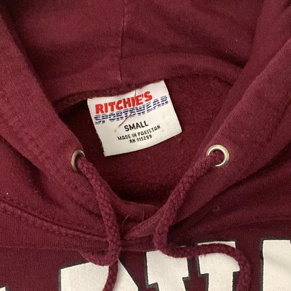 🎓 Harvard Maroon Sweater - Small - Picture 3 of 9